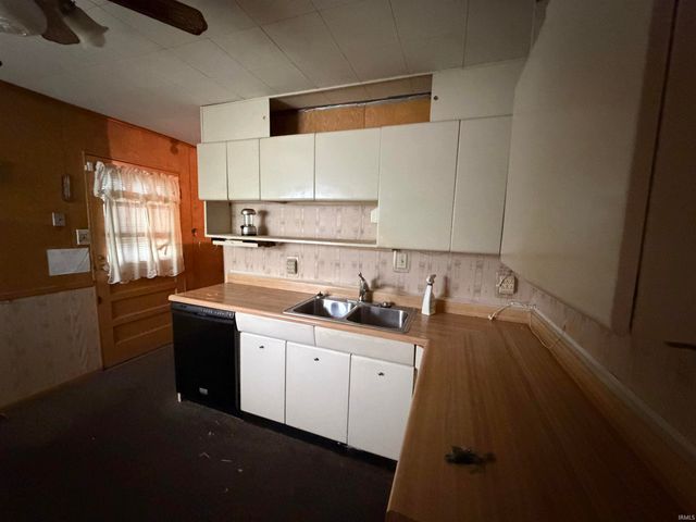 2101 Waggoner Avenue, Evansville, IN 47714