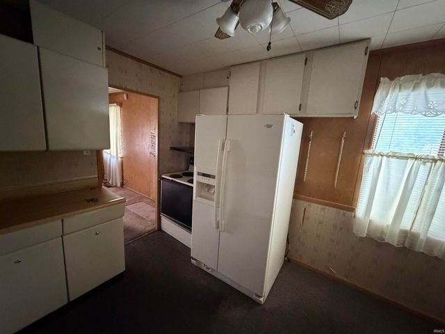 2101 Waggoner Avenue, Evansville, IN 47714
