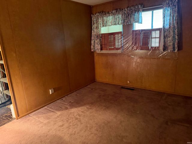 2101 Waggoner Avenue, Evansville, IN 47714