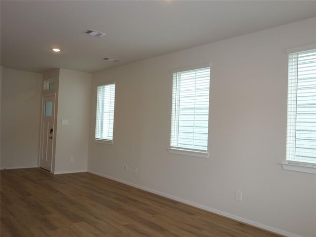 701 Sand Dollar Drive, Kemah, TX 77565