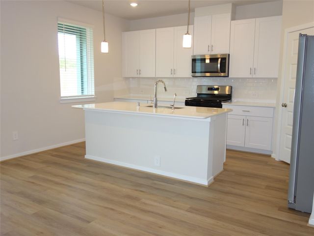 701 Sand Dollar Drive, Kemah, TX 77565