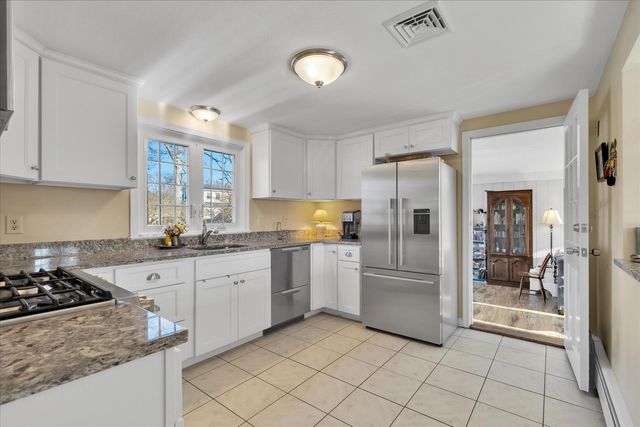 8 Captain Percival Road, South Yarmouth, MA 02664