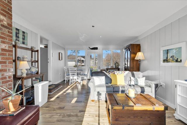 8 Captain Percival Road, South Yarmouth, MA 02664