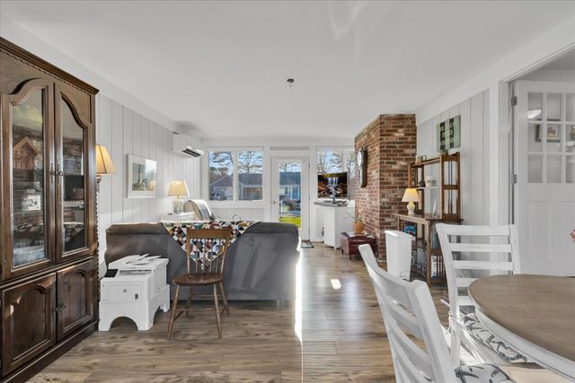 8 Captain Percival Road, South Yarmouth, MA 02664