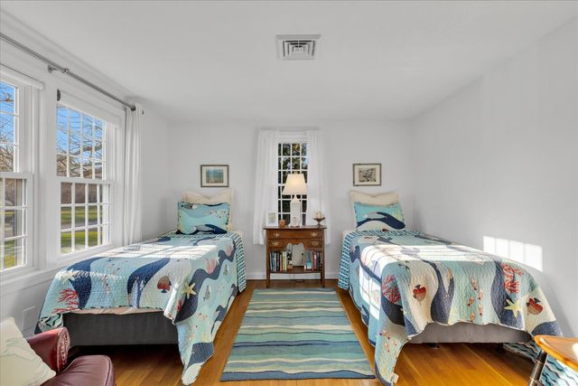 8 Captain Percival Road, South Yarmouth, MA 02664