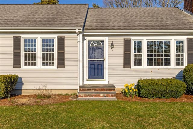8 Captain Percival Road, South Yarmouth, MA 02664