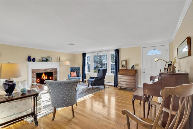 8 Captain Percival Road, South Yarmouth, MA 02664