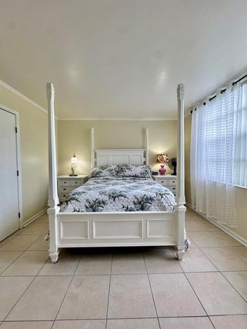 1650 NW 80th Avenue, Margate, FL 33063