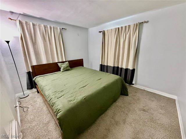 2319 Hillside Street, Cuyahoga Falls, OH 44221
