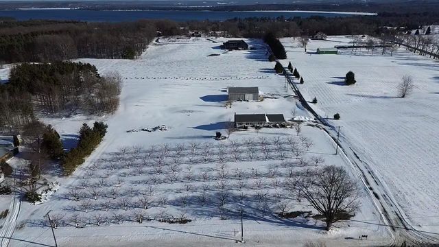 8392 Monarch Lane, Whitewater Twp, MI 49690