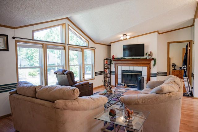 2628 10th Drive, Adams, WI 53910