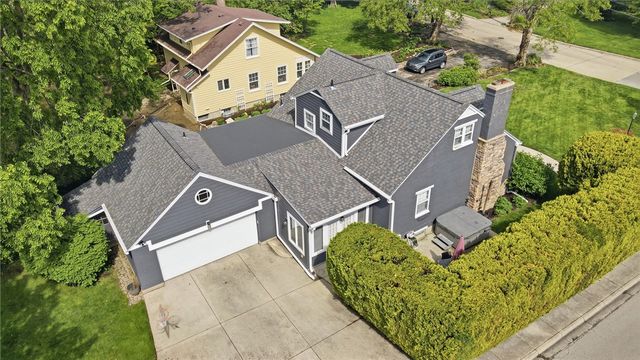24 Peach Orchard Road, Oakwood, OH 45419