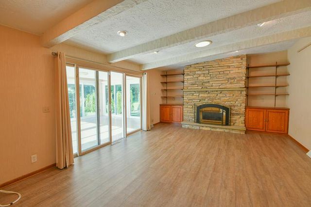 5729 Evarit DRIVE, Mount Pleasant, WI 53406