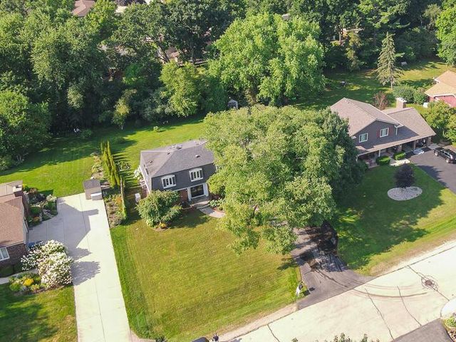 5729 Evarit DRIVE, Mount Pleasant, WI 53406