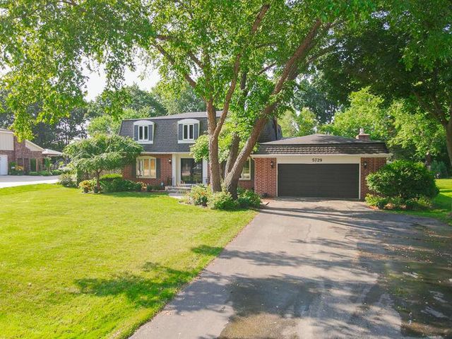 5729 Evarit DRIVE, Mount Pleasant, WI 53406