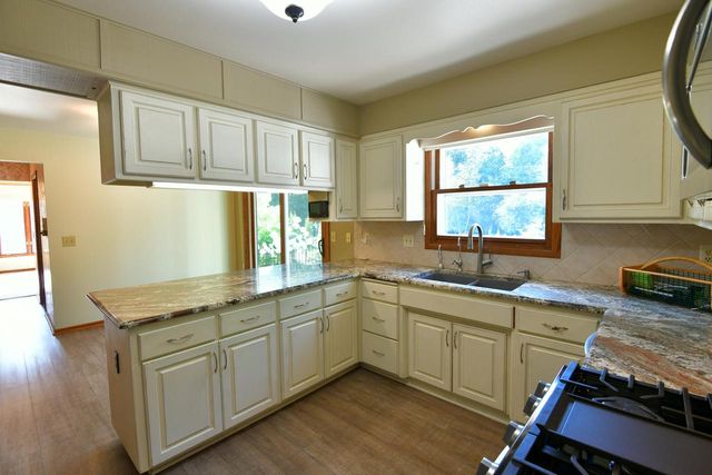 5729 Evarit DRIVE, Mount Pleasant, WI 53406
