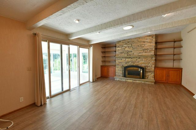 5729 Evarit DRIVE, Mount Pleasant, WI 53406