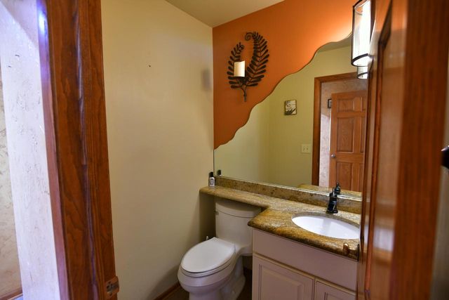 5729 Evarit DRIVE, Mount Pleasant, WI 53406