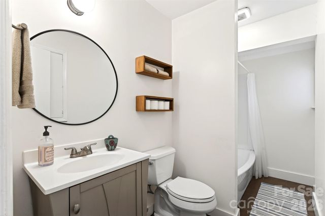 107 High Street, Black Mountain, NC 28711