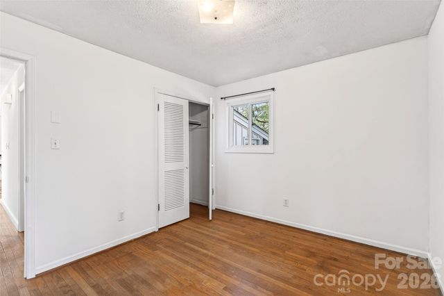 107 High Street, Black Mountain, NC 28711