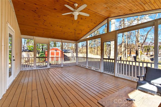 107 High Street, Black Mountain, NC 28711