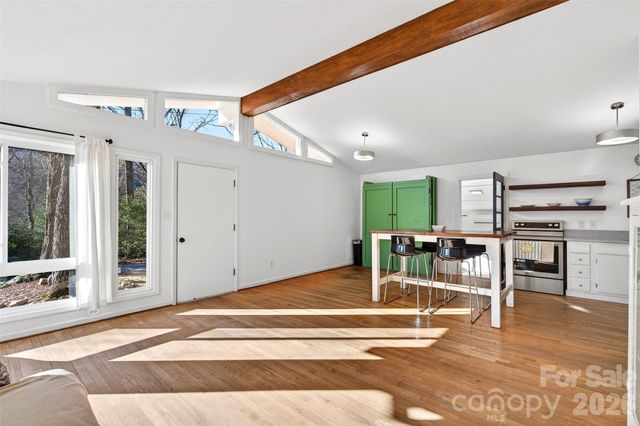 107 High Street, Black Mountain, NC 28711