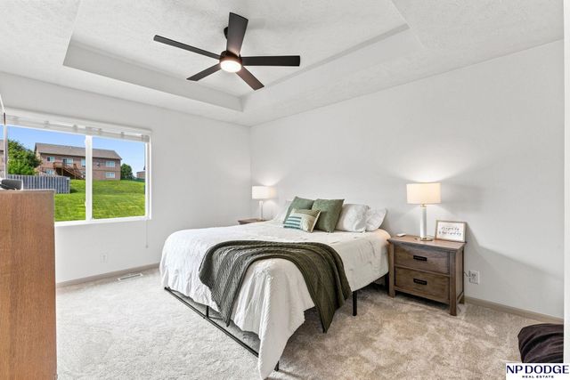 5026 N 161st Street, Omaha, NE 68116
