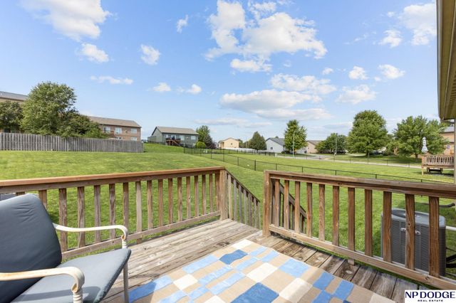 5026 N 161st Street, Omaha, NE 68116