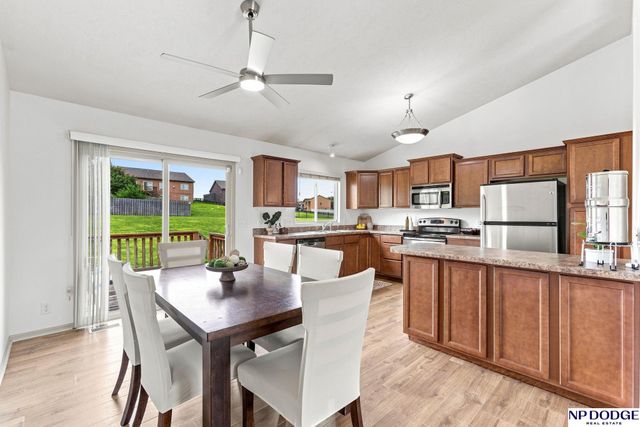 5026 N 161st Street, Omaha, NE 68116