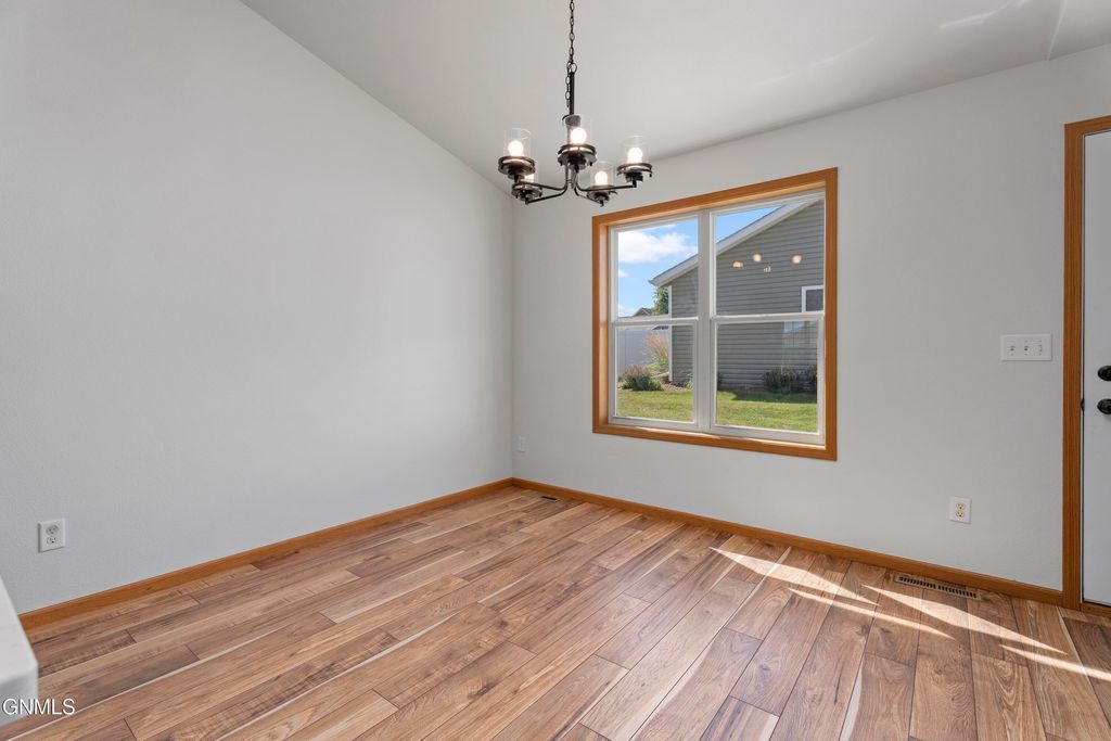 1021 Lasalle Drive, Bismarck, ND 58503 photo 5