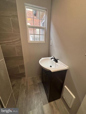 129 N WHITE ST, Shenandoah, PA 17976