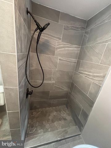 129 N WHITE ST, Shenandoah, PA 17976