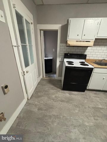 129 N WHITE ST, Shenandoah, PA 17976