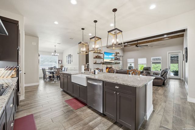 1644 REBECCA RANCH RD, Canyon Lake, TX 78133