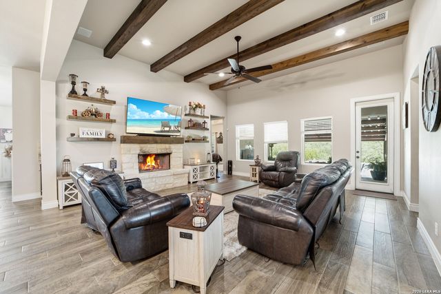 1644 REBECCA RANCH RD, Canyon Lake, TX 78133