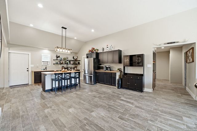 1644 REBECCA RANCH RD, Canyon Lake, TX 78133