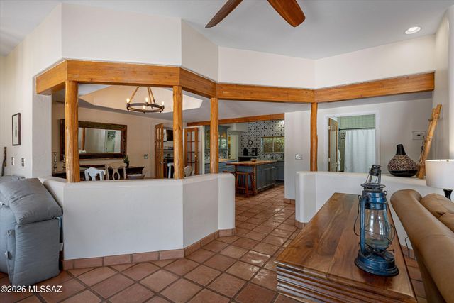 2539 E Edison Street, Tucson, AZ 85716