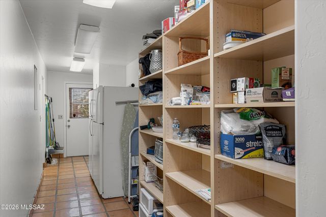 2539 E Edison Street, Tucson, AZ 85716