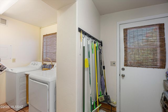 2539 E Edison Street, Tucson, AZ 85716