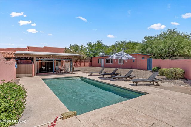 2539 E Edison Street, Tucson, AZ 85716
