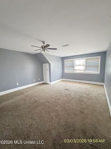 14 Autumn Hill Place, Jackson, MS 39211