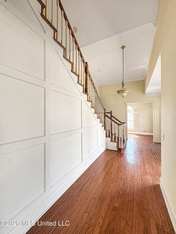 14 Autumn Hill Place, Jackson, MS 39211