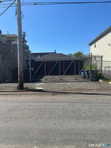 1365 East Main Street, Bridgeport, CT 06608