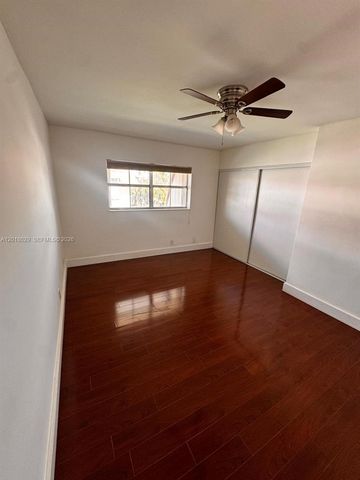 6709 N Kendall Dr 230, Pinecrest, FL 33156