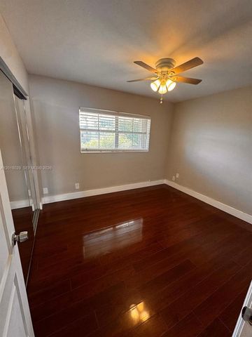 6709 N Kendall Dr 230, Pinecrest, FL 33156