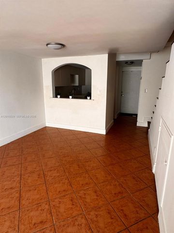6709 N Kendall Dr 230, Pinecrest, FL 33156