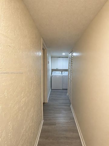 4850 SW 63rd Terrace 331, Davie, FL 33314
