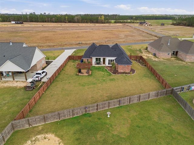 174 Daffodil Drive, Ragley, LA 70657