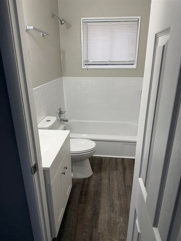 194 E BISCAYNE RD, Memphis, TN 38109