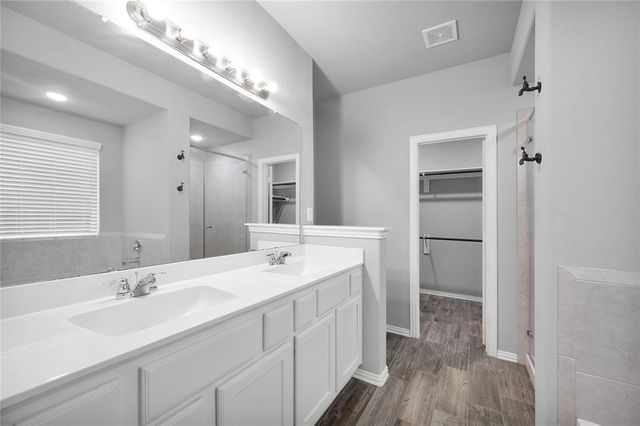 3137 Dunsmore Manor Court, Spring, TX 77386